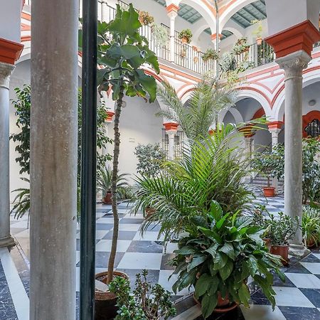Apt. Casa Palacio Santa Cruz Cathedral Views - 塞维利亚 外观 照片