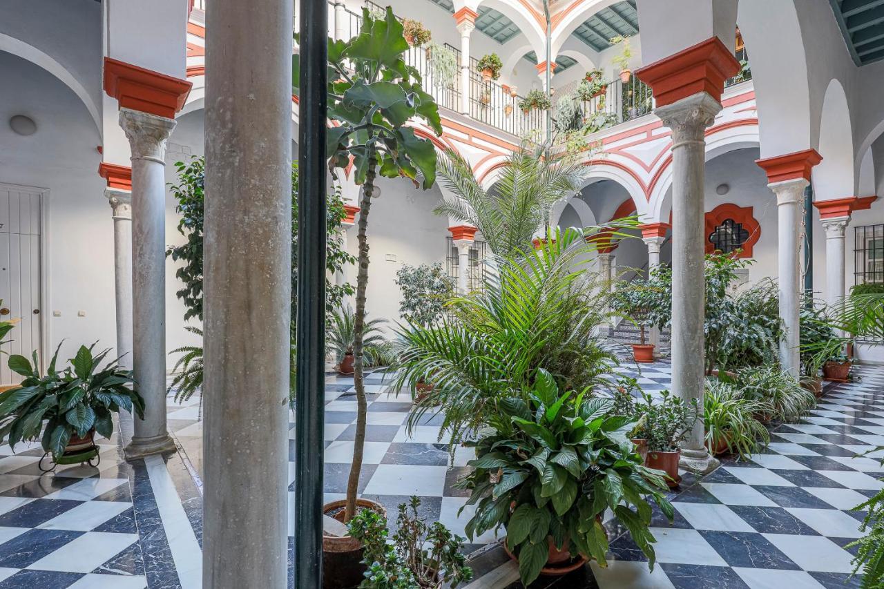 Apt. Casa Palacio Santa Cruz Cathedral Views - 塞维利亚 外观 照片