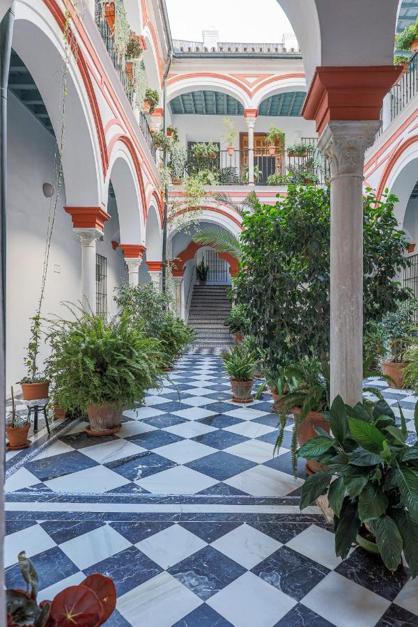 Apt. Casa Palacio Santa Cruz Cathedral Views - 塞维利亚 外观 照片